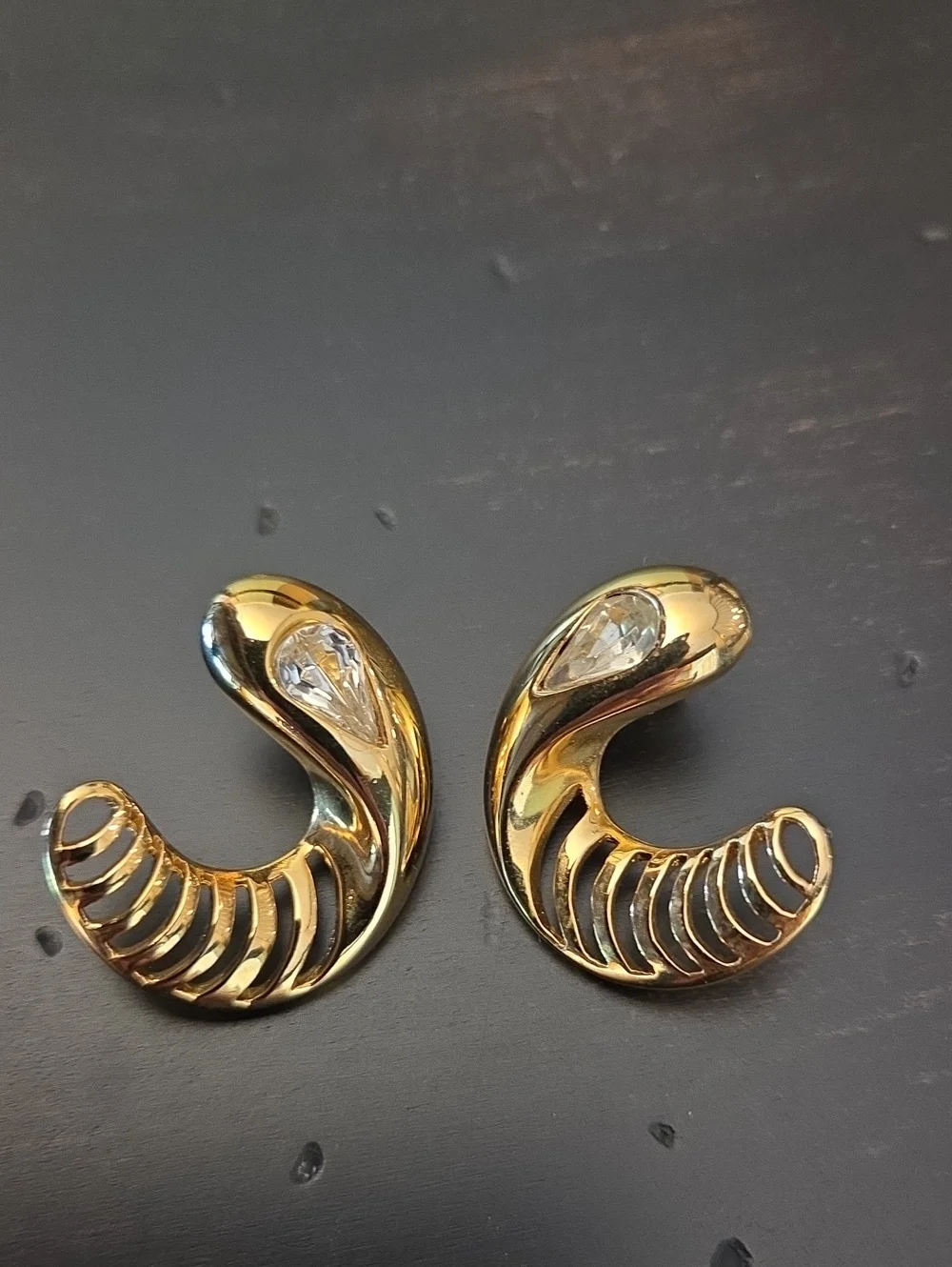Vtg Trifari -Elegant Gold Earrings with Crystal Accents